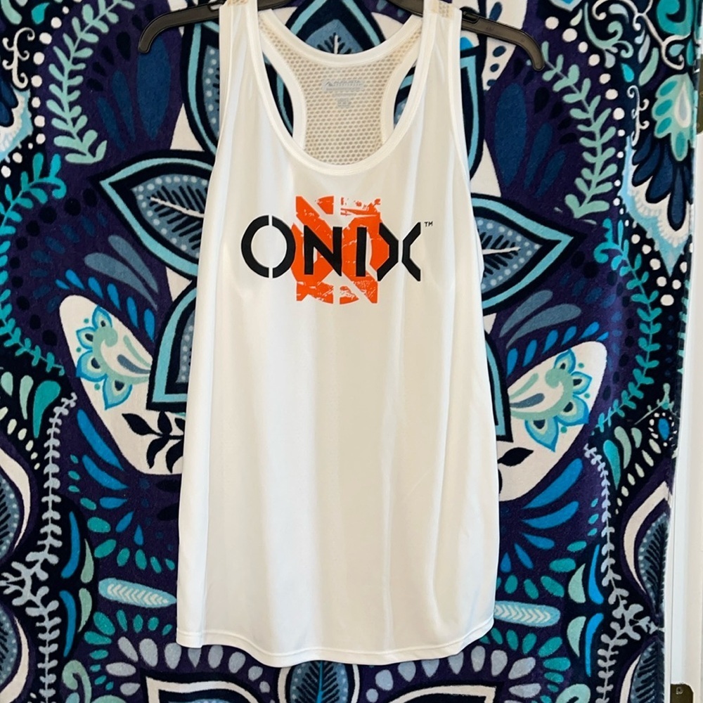 NWT Onix racerback tank L